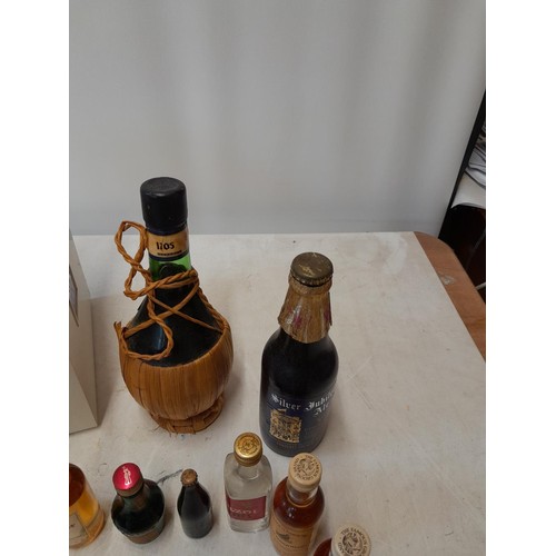 335 - Melini 1969 Chianti various miniatures including whisky  , Silk Cut advertising ice bucket & 3 x TY ... 