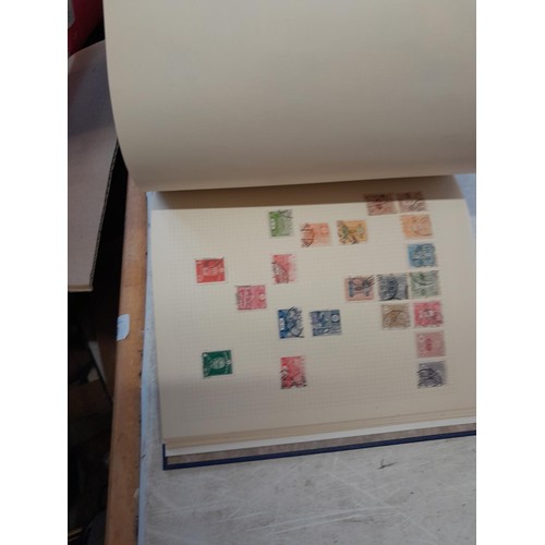 358 - Stamps : collection of foreign stamps in three good quality albums, stamps are almost always unused,... 