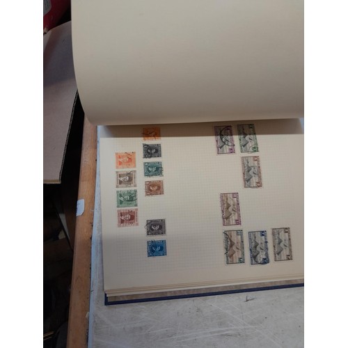 358 - Stamps : collection of foreign stamps in three good quality albums, stamps are almost always unused,... 