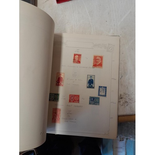 46 - Stamps : Stamps of GB, Commonwealth and World mounted used and mint in a variety of formats, albums,... 