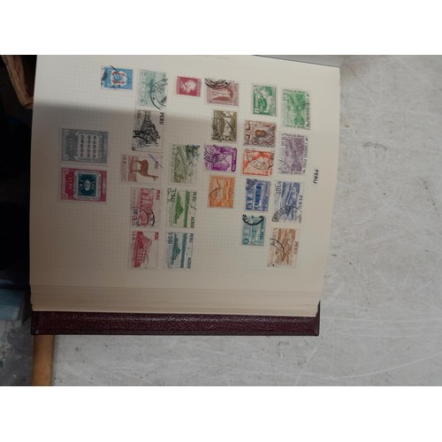 52 - Stamps of UK, Commonwealth and World offered mint and used in five albums