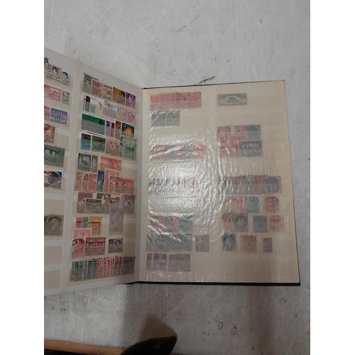 53 - Stamps of UK, Commonwealth and World offered mint and used in  albums and stock book