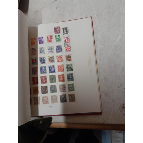 53 - Stamps of UK, Commonwealth and World offered mint and used in  albums and stock book