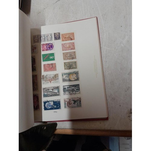 53 - Stamps of UK, Commonwealth and World offered mint and used in  albums and stock book