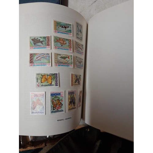 53 - Stamps of UK, Commonwealth and World offered mint and used in  albums and stock book