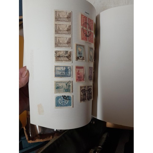 53 - Stamps of UK, Commonwealth and World offered mint and used in  albums and stock book