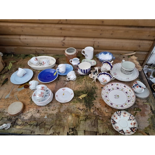 122 - Assorted pottery items, Studio pottery, Victorian part tea ware Wedgwood coffee set etc.