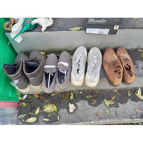 153 - Various gents shoes, mainly size 10