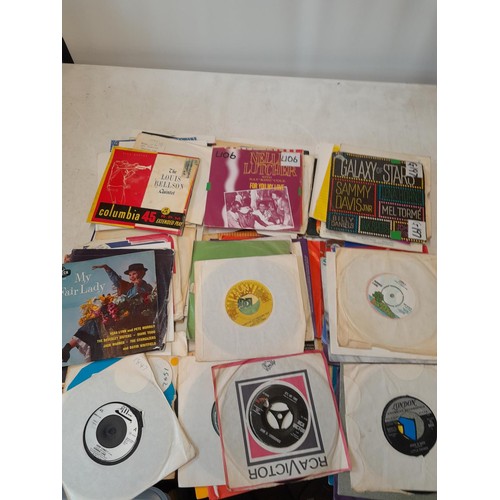 283 - Assorted Ex DJ record singles, commercial pop from the 1960s - late 1980s