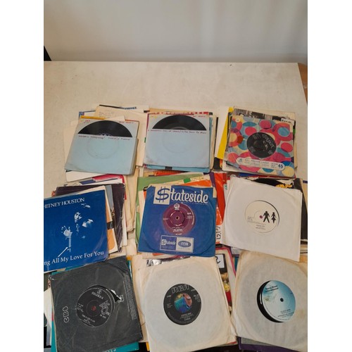 283 - Assorted Ex DJ record singles, commercial pop from the 1960s - late 1980s