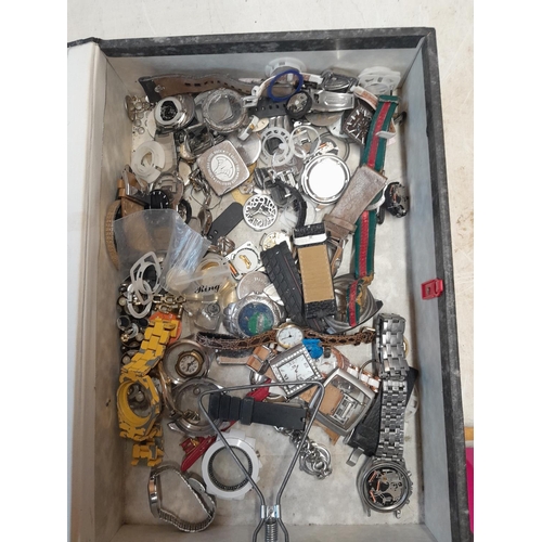 457 - Assorted modern and vintage watch spares