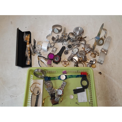 460 - Assorted modern and vintage watch spares