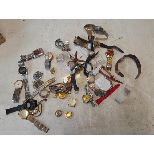 462 - Assorted modern and vintage watch spares