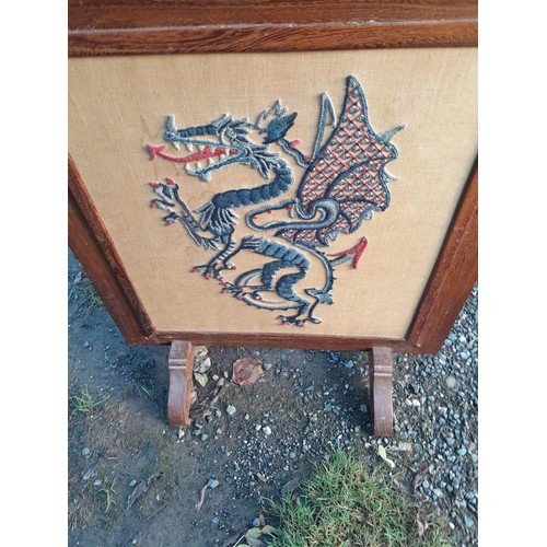 20 - Early 20th century oak frame woolwork firescreen