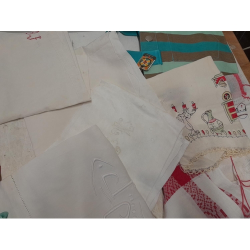 139 - Box of vintage textiles : French table linen with red embroidery, various belts, polka dot fabric an... 