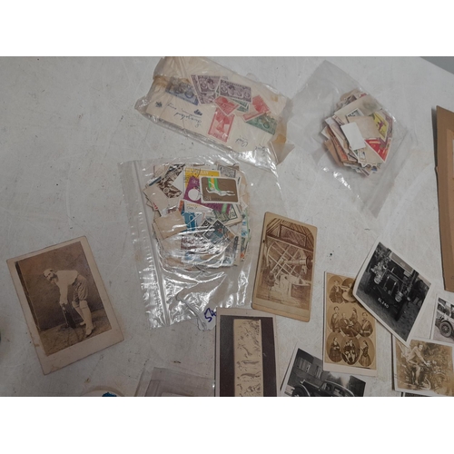 224 - Vintage badges, black and white cartes de visites, family snaps and photographs, stamps as kiloware ... 