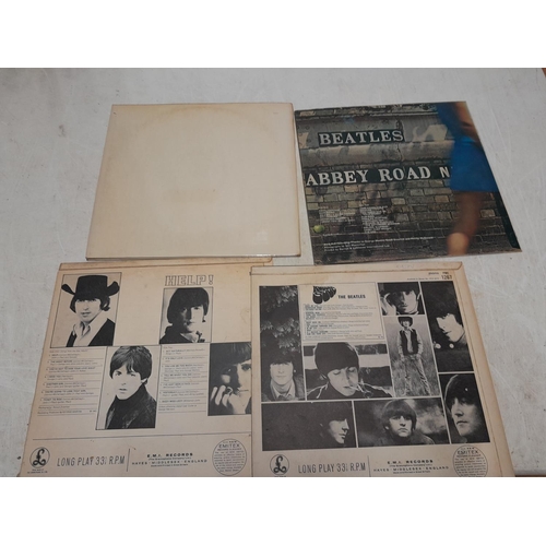 336 - 4 x vinyl record albums : The Beatles : White Album No 0395317 with lyric sheet GC apart from named ... 