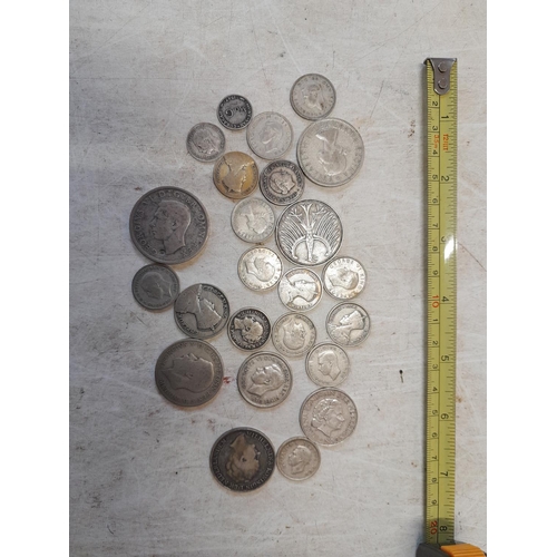 180 - Approx 120 g of silver coinage, varying purity