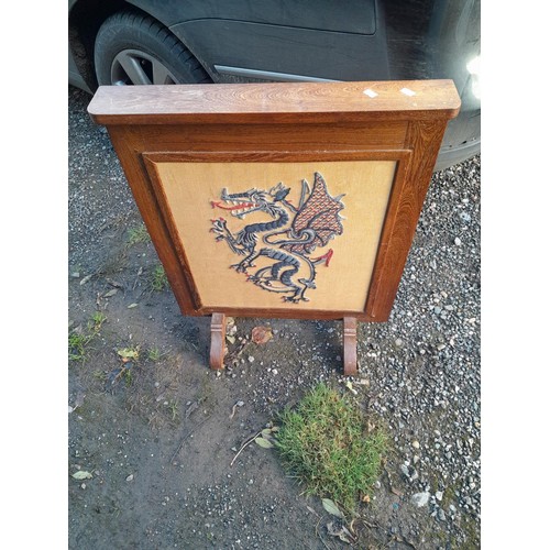 261 - Early 20th century oak frame woolwork firescreen