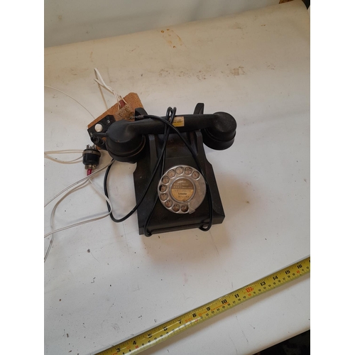 60 - Vintage black bakelite telephone