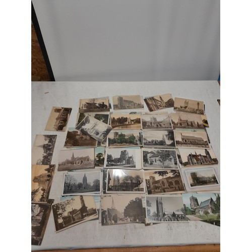 164 - Postcards : over 100 coloured and black & white cards from early - mid 20th century all relating to ... 