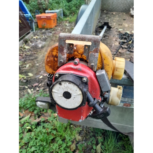 276 - Petrol brush cutter & robin strimmer for spares