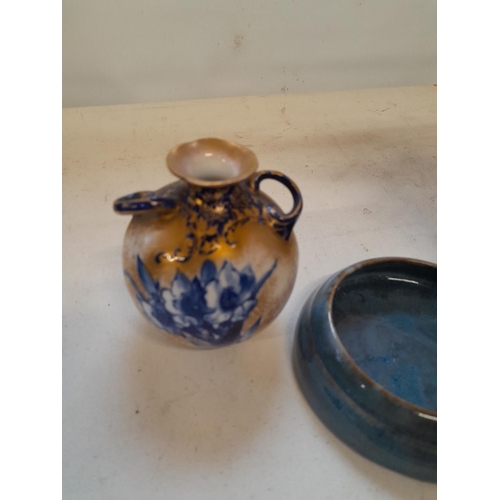 447 - 2 x Royal Doulton Stoneware jug chipped, dish and Doulton porcelain blue and white vase &