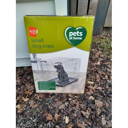 466 - Dog crate boxed