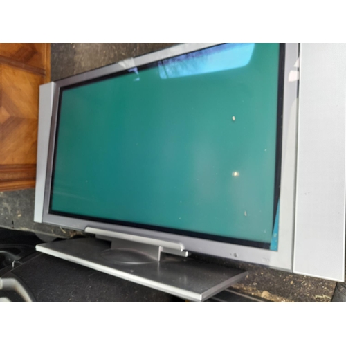 495 - Large flatsscreen television & Free View box & DVD