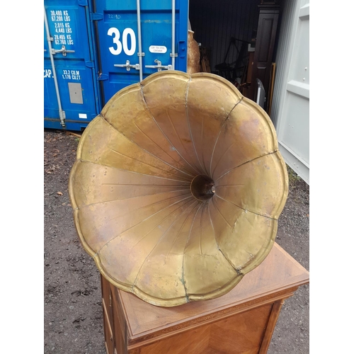 497 - Large brass gramophone horn