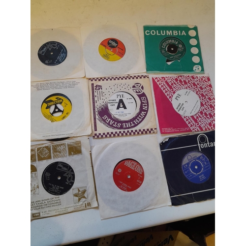 245 - Various 45 records : mixed commercial and other pop from the 1960s, some promo included