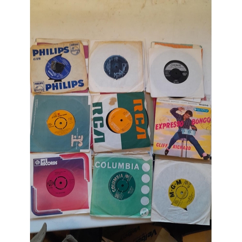 245 - Various 45 records : mixed commercial and other pop from the 1960s, some promo included