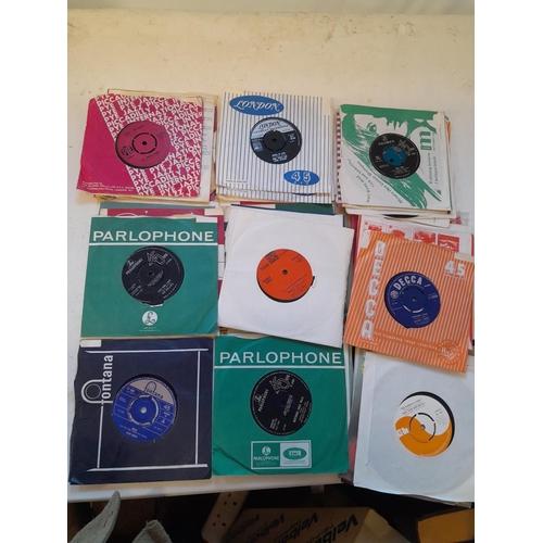 245 - Various 45 records : mixed commercial and other pop from the 1960s, some promo included