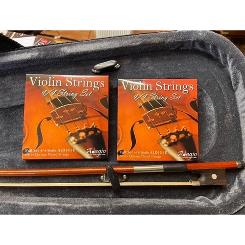 359 - Stagg Electric Violin with bow, Headphones, Rosin & Two packs of new strings (fully Working – needs ... 