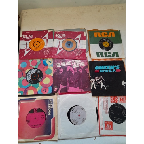 481 - Various vinyl record singles : commercial pop from 1960s onwards, promo included