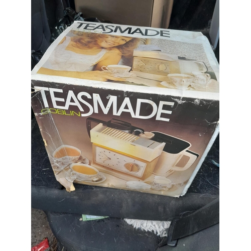 14 - Vintage teasmade in box of issue