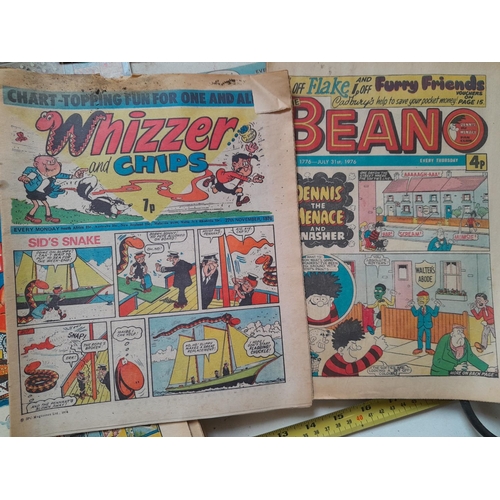 175 - Various comics from 1970s & computer magazines x 2 & Masterpiece game