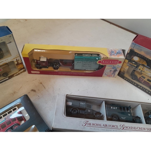 197 - Die cast toy cars : Lledo, Days Gone By