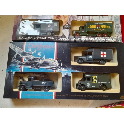 199 - die cast toy cars : Lledo & 1 x Britains