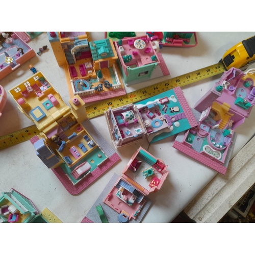 219 - Polly Pocket accessories