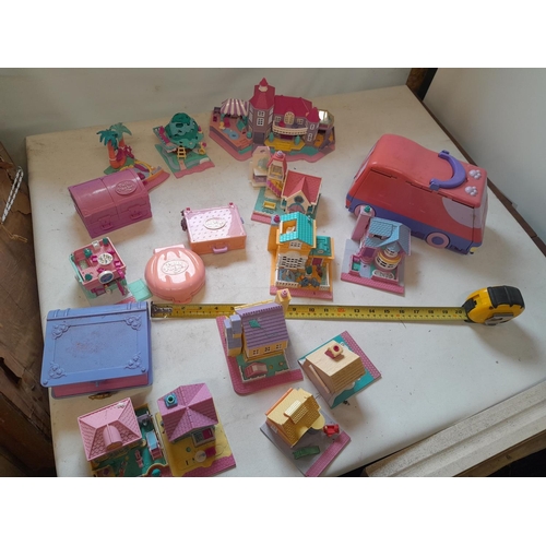 219 - Polly Pocket accessories