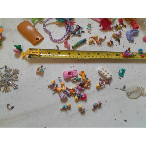 220 - Polly Pocket accessories