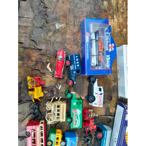 271 - Die cast toy cars, loose and boxed, with empty boxes