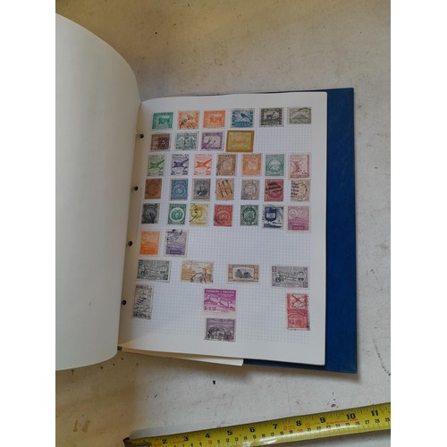 127 - Empty SG Windsor album and album of Stamps of the world mainly offered used, US interest