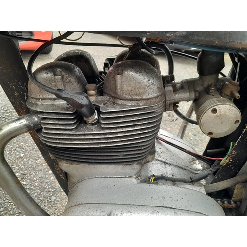 142 - 1964 Norton Jubilee 250 cc Motorcycle,  in need of overhaul,  but has compression, garage stored, ga... 