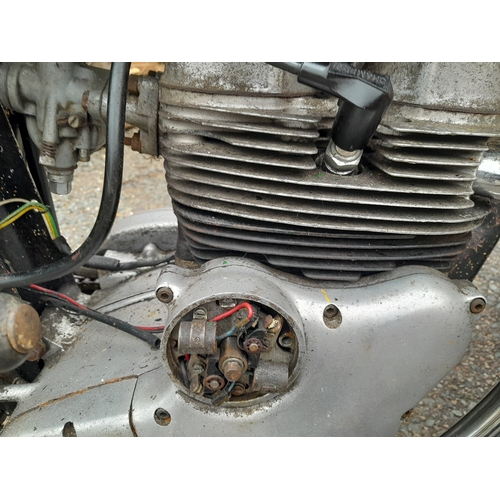 142 - 1964 Norton Jubilee 250 cc Motorcycle,  in need of overhaul,  but has compression, garage stored, ga... 