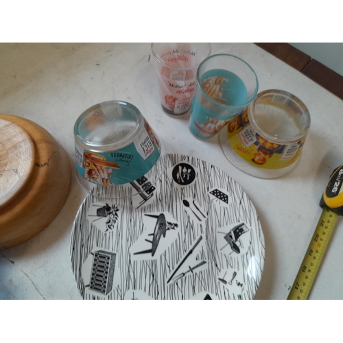 160 - Box of decorative china and glass : Whitefriars red bubble glass dish, Ridgeways Homemaker plates, t... 