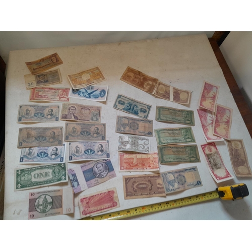 164 - An interesting and varied collection of Banknotes from around the world , all from circ. post 1900, ... 