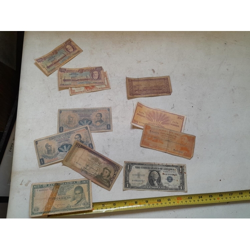 164 - An interesting and varied collection of Banknotes from around the world , all from circ. post 1900, ... 