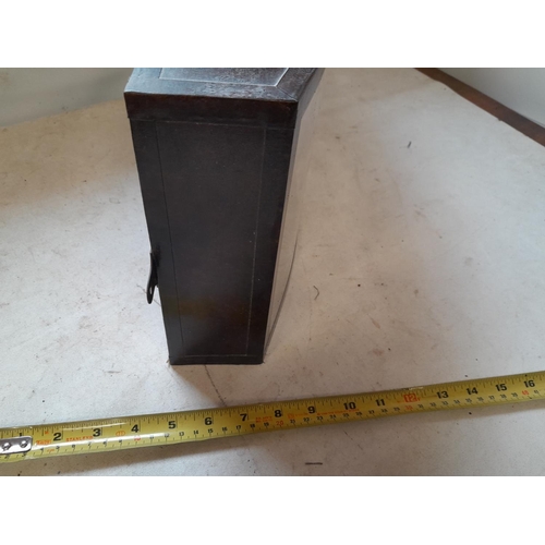 165 - A well stuffed brown trout in case : Taxidermy interest